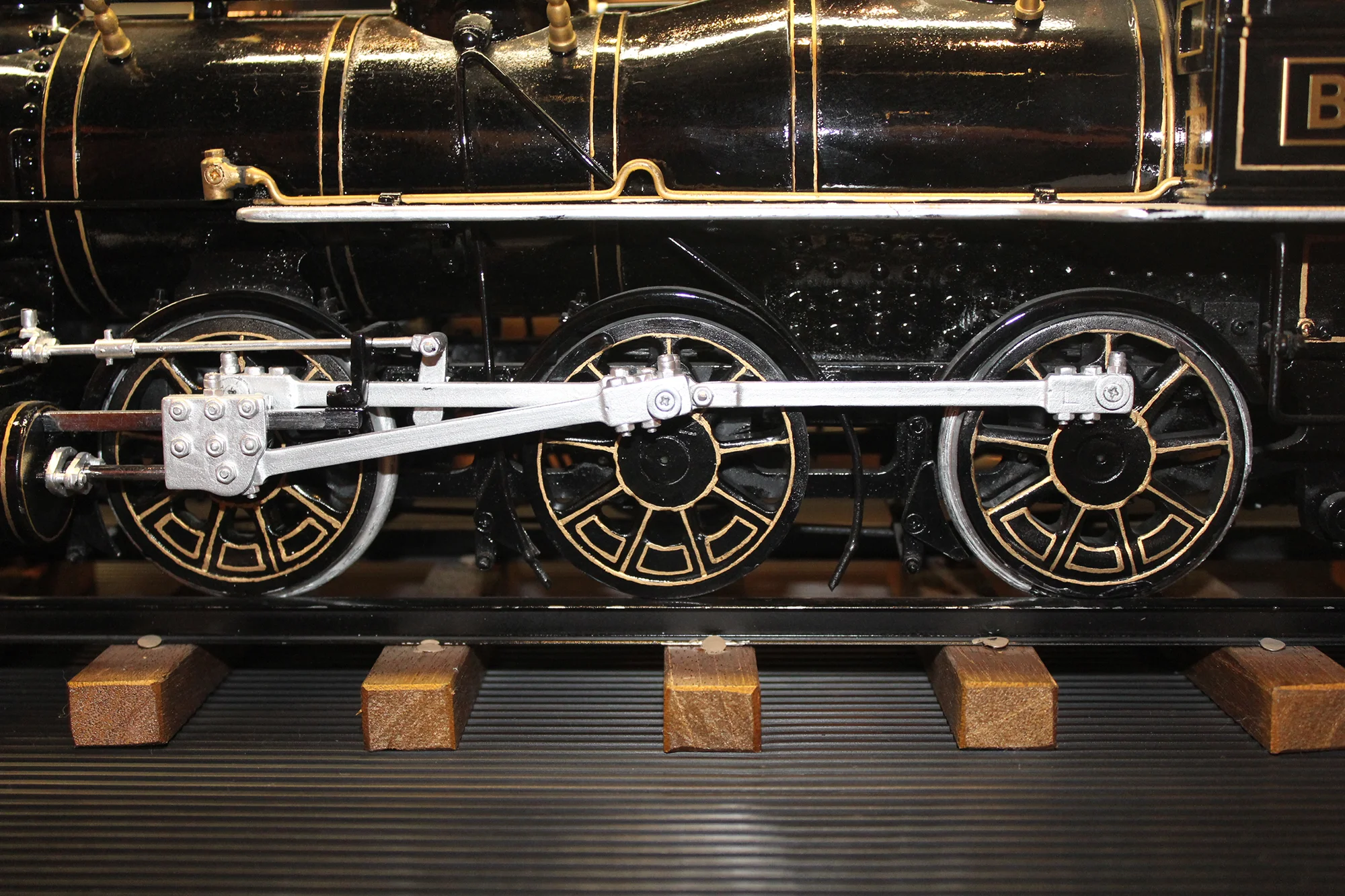 Class 7100 Steam Locomotive “Benkei”